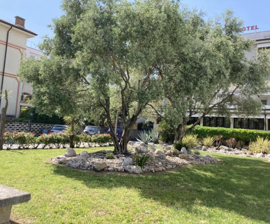 Villa Lisa - La Quiete E Il Profumo Del Mare Grado Extérieur photo